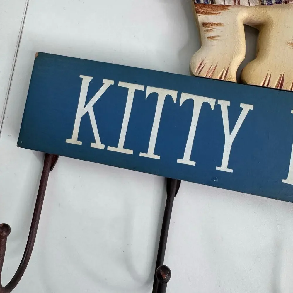 VTG Wooden Folk Art Cat Wall Hanging w Key Hooks Whimsical Tabby